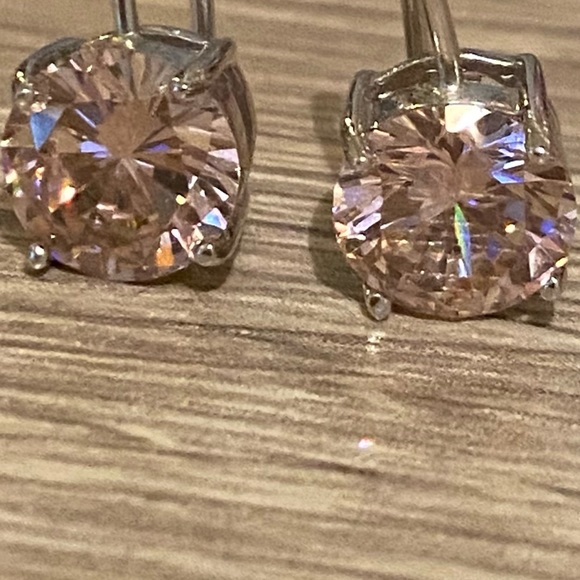 ✨ Gorgeous sterling silver earrings ✨ - Picture 5 of 5